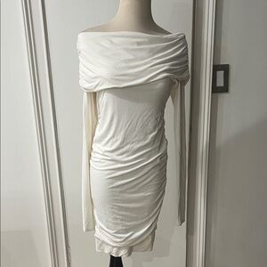 Julian Chang Elegant Off-Shoulder White Dress. Small